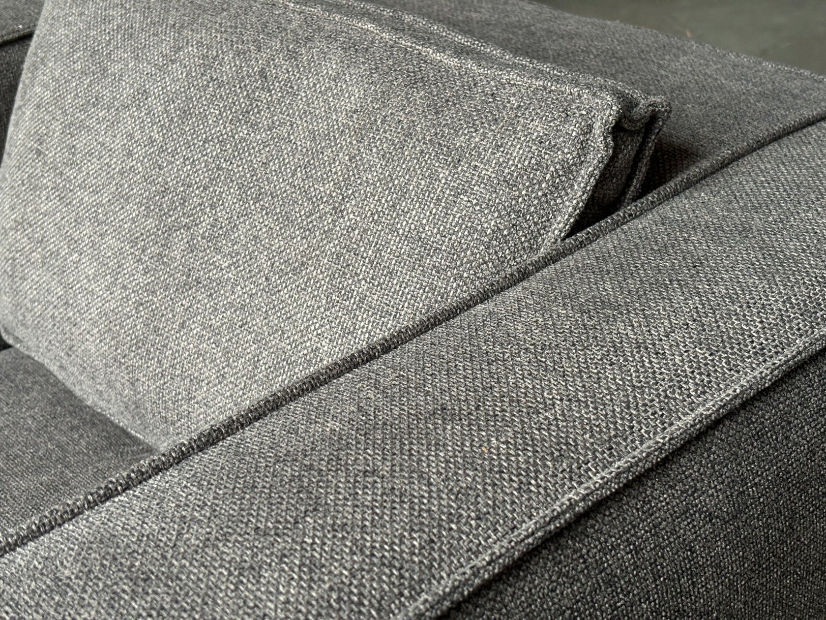 Fotoliu Collin – pe stoc