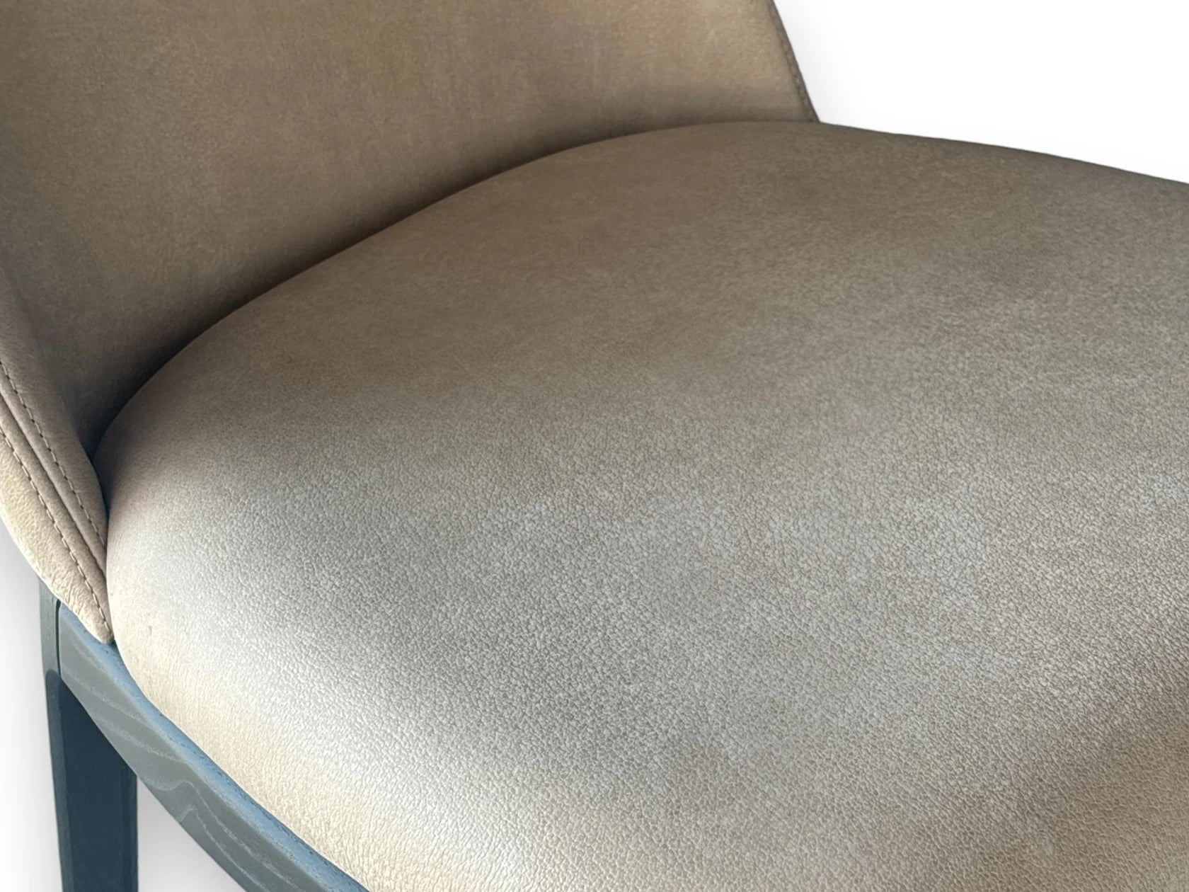 Scaun Eloise – disponibil pe stoc