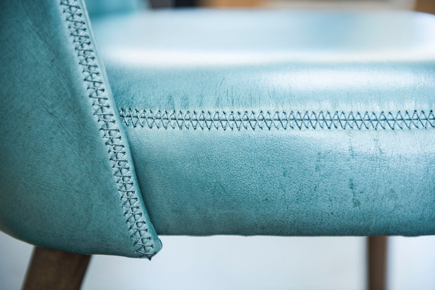 Scaun bucatarie din piele | model BABAS